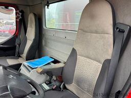 RENAULT Lander 430 8x2 23'300L