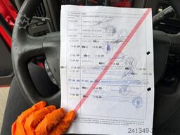 RENAULT Lander 430 8x2 23'300L