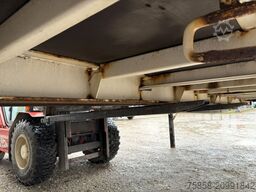 Krone Plattform 7,82m mit Steckrungen mittig