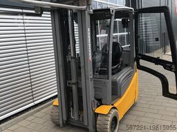Jungheinrich EFG 216k 500 DZ