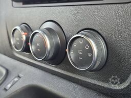 RENAULT MASTER 2.3 Bakwagen Laadklep!