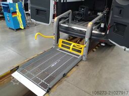 Mercedes-Benz Sprinter 317 CDI Kombi,AMFLift,8Sitze,Dachklima