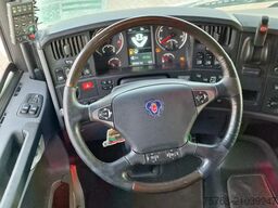 Scania R620-V8 Highline 6x4 - Bussbygg box with heater...