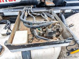 Mercedes-Benz AROCS 2643 L