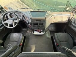 DAF XF 480 SSC FAR 812x250x275 CM INSIDE DHOLLANDIA