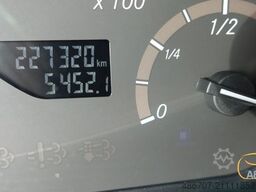 MERCEDES-BENZ Tourismo RHD, 55 Sitze, Euro 6