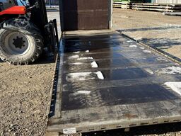 Krone Jumbo Plattform 7,82 mit Lochleiste