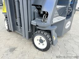 Combilift C3000CB GAS TRIPLEX 4900 POSITIONER TOP1