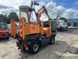 Kiefer Boki HY 1251 / 4x4x4 / Friedhofsbagger