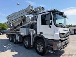 Mercedes-Benz Actros 4144 B