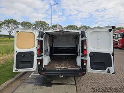 RENAULT TRAFIC 1.6 DCI
