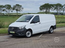 MERCEDES-BENZ VITO 111