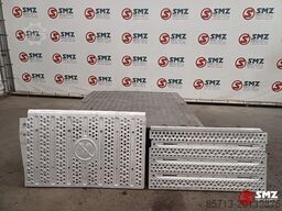 Mercedes Occ beschermplaat uitlaatdemper + bordesplaat Merc