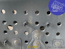 Mercedes-Benz Arocs 1943