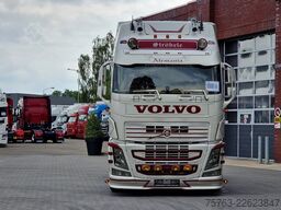 Volvo FH 13.500 Globetrotter XL 4x2 - Show truck - Re...