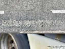 Schmitz Cargobull SAF AXLES, LIFT AXEL, DISC BRAKES, AIR SUSPENSION