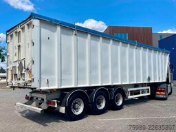 Benalu BENALU 56m3 , 5940kg tara, Air suspension