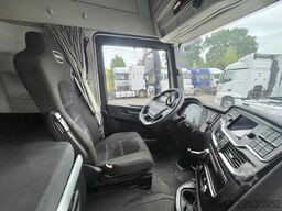 Iveco S-WAY 460 CNG, RETARDER, ACC