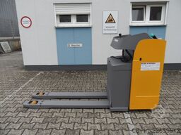 Jungheinrich ESE 120 - 1600 mm Gabeln - NEUE Batterie