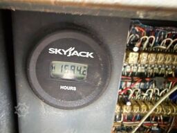 Skyjack SJ8841RT 4x4 Diesel / 14.3 Meter