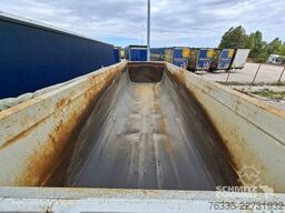 Schwarzmüller Tipper Steel half pipe body 24m³