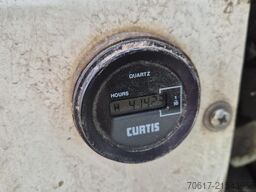 Deawoo Ds40s 4.0t diesel triplex