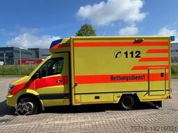 Mercedes-Benz Sprinter 519 CDI 4x2 Rettungsawagen