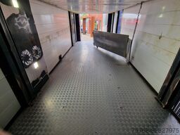 Volvo FH 13.500 Globetrotter 8x2*6 - 3 deck livestock...