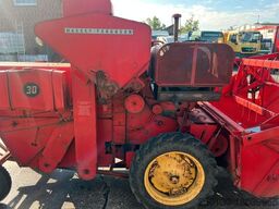 AGCO MASSEY FERGUSON MF 30-6 Mähdrescher Oldtimer