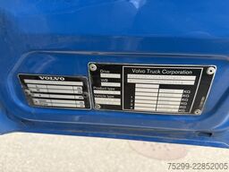 Volvo Trucks FM-420 8x2R 2-Kammer / Swiss-Vehicle