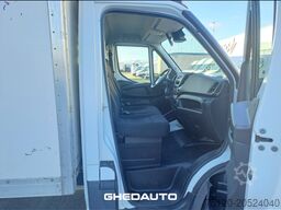 IVECO 35C16 CON SPONDA CARICATRICE POSTERIORE