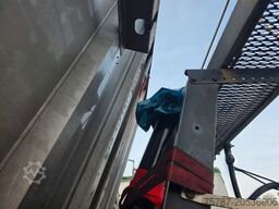 KEMPF ca. 50 cbm Getreidekipper, Unfall, Kornschieber