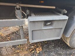 KEMPF ca. 50 cbm Getreidekipper, Unfall, Kornschieber