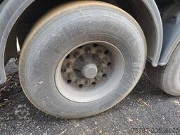 KEMPF ca. 50 cbm Getreidekipper, Unfall, Kornschieber