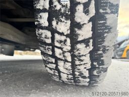 Mercedes-Benz Sprinter 316 Minibus – 9 seats and wheelchair ramp