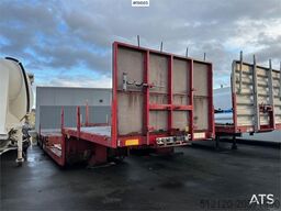 Broshuis 3 AUD-44 lowbed trailer.