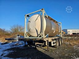 VAN HOOL Tankchassis + Tankcontainer,363.054 Km
