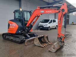 Kubota U50.5 S with 3 excavator buckets