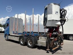 VOLVO FH 16 750 6X4R HOLZTRANSPORTER MIT PENZ 12Z KRAN, RETARDER