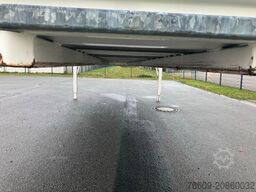 KRONE Wechselbrücke Koffer