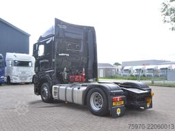 Mercedes-Benz Actros 1942 4X2 2021 StreamSpace