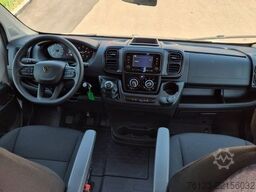 PEUGEOT Boxer  Hochraum 9 Sitzer L3H2 verglast BlueHDi