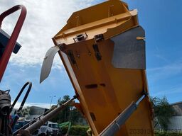 VOLVO A25G Dumper 9.564 h Baujahr 2021
