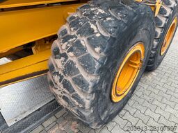 VOLVO A25G Dumper 9.707 h Baujahr 2021
