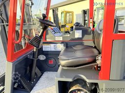 Combilift C3000CB GAS TRIPLEX 4900 FREE-LIFT