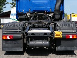 MERCEDES-BENZ Actros 1845 BigSpace Retarder XL-Tank Navi EU6