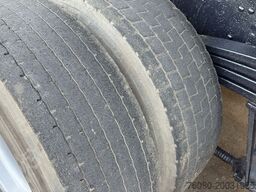 Scania 94 - 260 (BOITE MANUELLE / LAMES / STEEL SUSP. ...