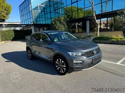 VOLKSWAGEN T-ROC IQ DRIVE