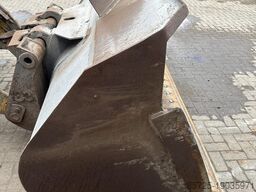 Shovel WA270 8 - Gebruikt