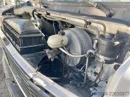 Mercedes-Benz 711 D open truck. 5.10 m long cargo, 3 seats. V...